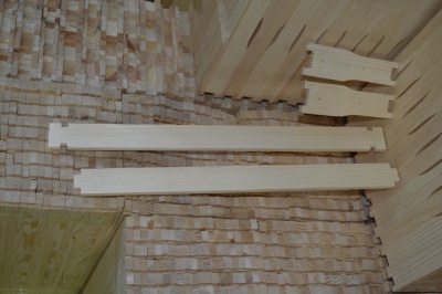 Frames - for the honey room (for Latvian vertical hives, Dadant 1/2)