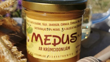 Medus ar krūmcidonijām