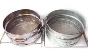 Honey packing