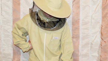 Jacket with a hat (XXL)
