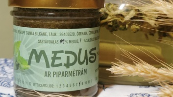 Honey with  mint