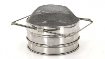 Curved double galvanized  mesh, 200 mm